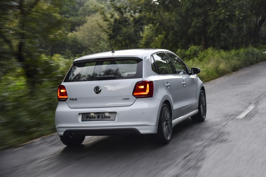  Volkswagen Polo R-Line 5-Door 2017 года  (ZA) (фото 11 из 15)
